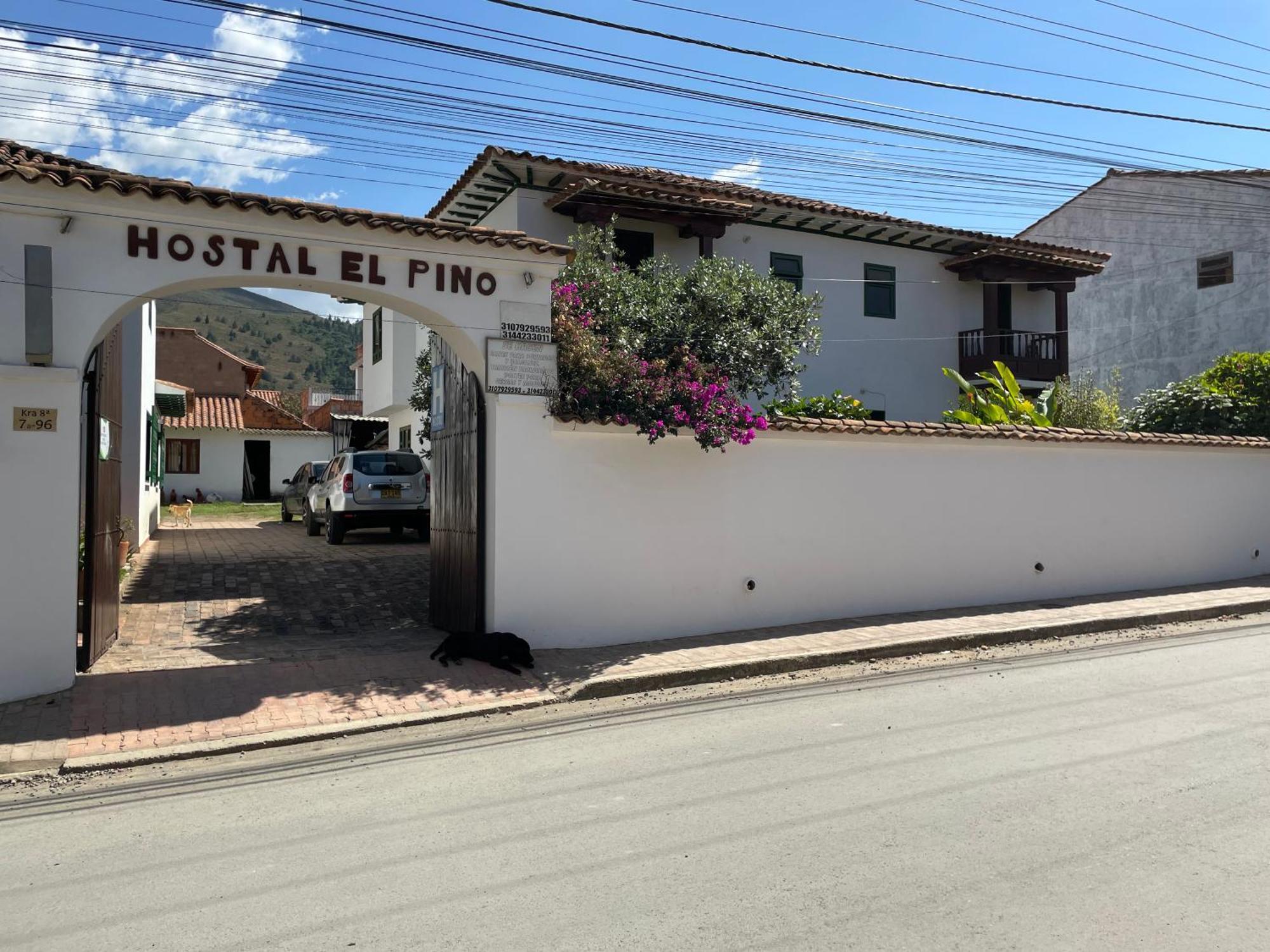 Hostal El Pino Villa de Leyva Exterior foto