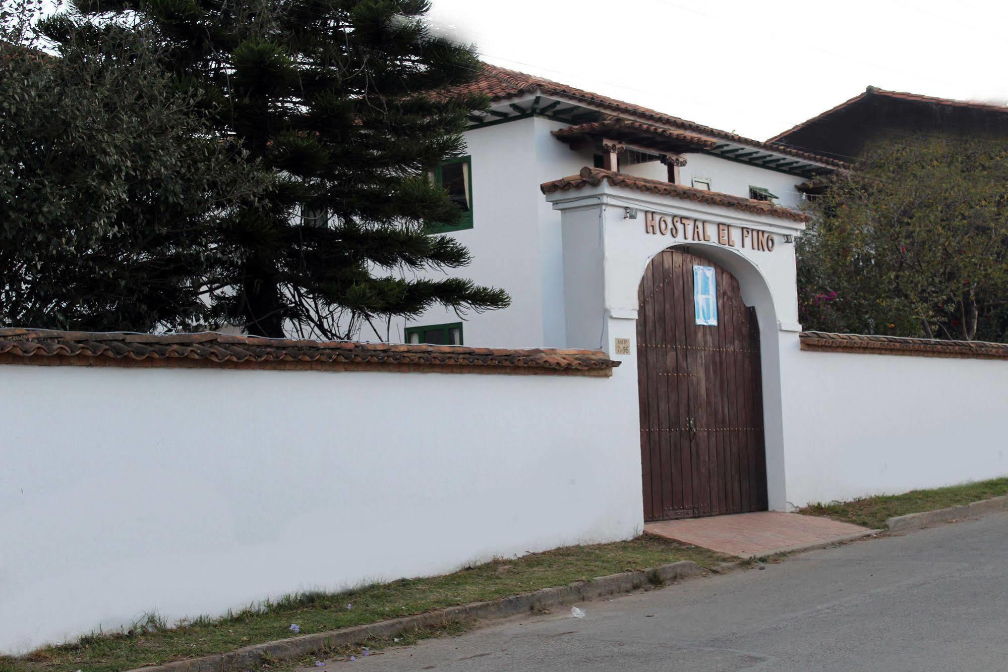 Hostal El Pino Villa de Leyva Exterior foto